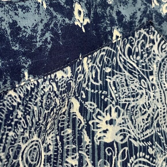 ~ Ecote Lg Boho Crop Top Blue Paisley Pattern Navy Adjustable Convertible Beachy - Picture 9 of 16